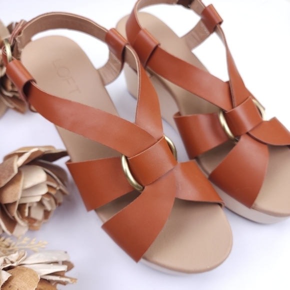 Loft Women's Tan Wedge Sandals Sz 8 - Picture 7 of 9